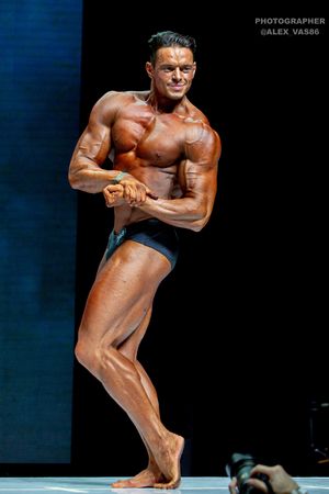 CLASSIC PHYSIQUE +178